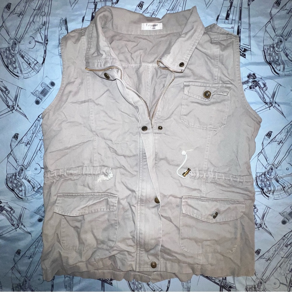 Beyove Women's Utility Vest - Picture 3 of 11